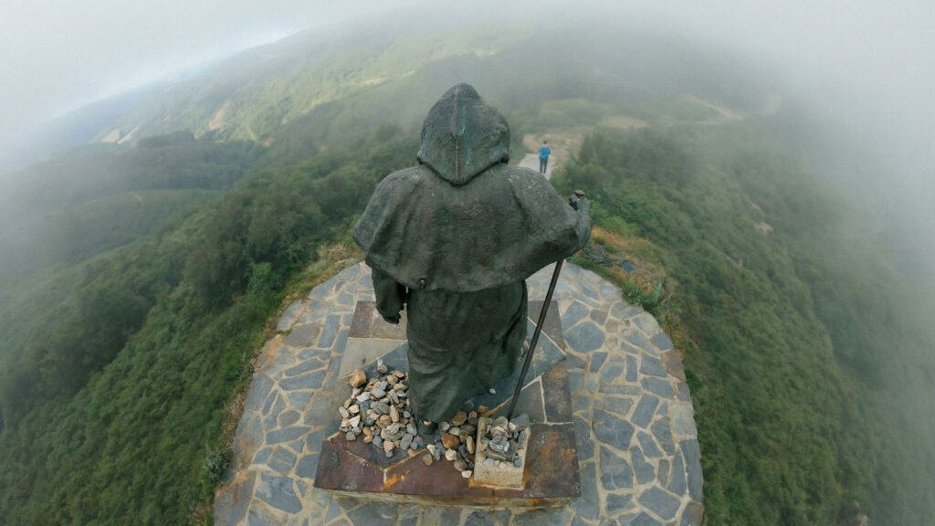 Pilgrim statues and monuments on the Camino. Do you know them?