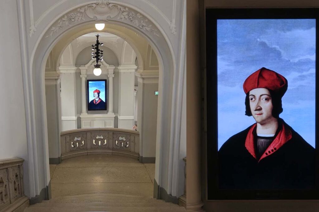 A Dorotheum a világ egyik legrégebbi aukciós háza, és egyben Kontinentális Európa legnagyobb műtárgyakat forgalmazó aukciós háza. I. József császár alapította 1707-ben, székhelye Bécsben, a Dorotheergassén található, és fióktelepei vannak más európai országokban is.