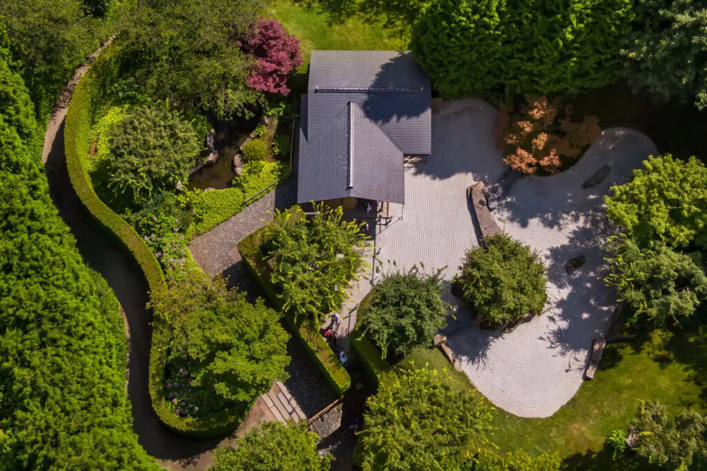 Garten des zusammenfließenden Wassers
