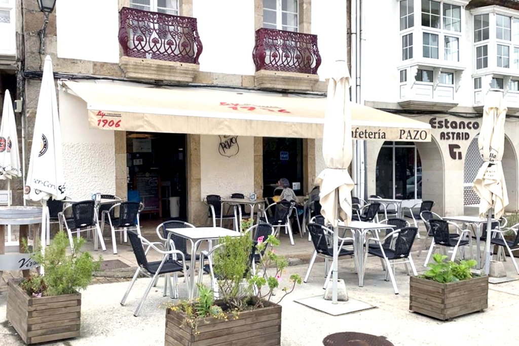 Cafetería Pazo en Corcubión